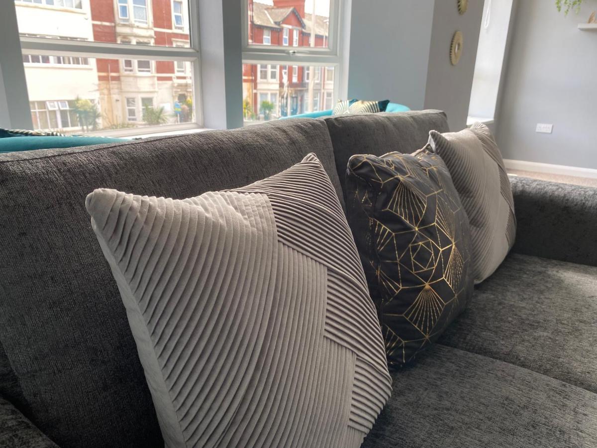 Blackpool Sleepover Apartment 4 Free Parking Sleeps 6 Esterno foto